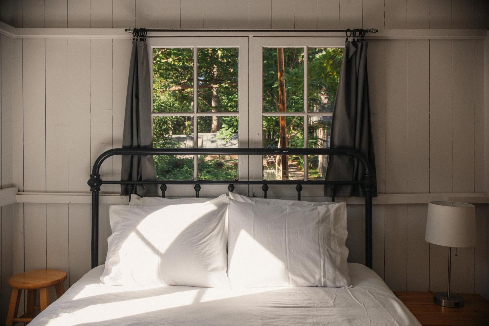Johnson'S Beach Cabins And Campground Ґернвілл Екстер'єр фото