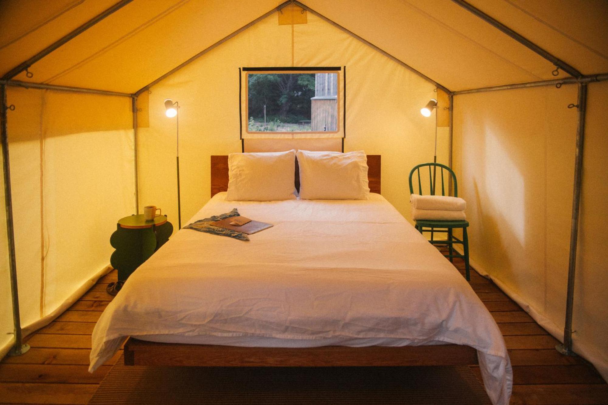 Johnson'S Beach Cabins And Campground Ґернвілл Екстер'єр фото