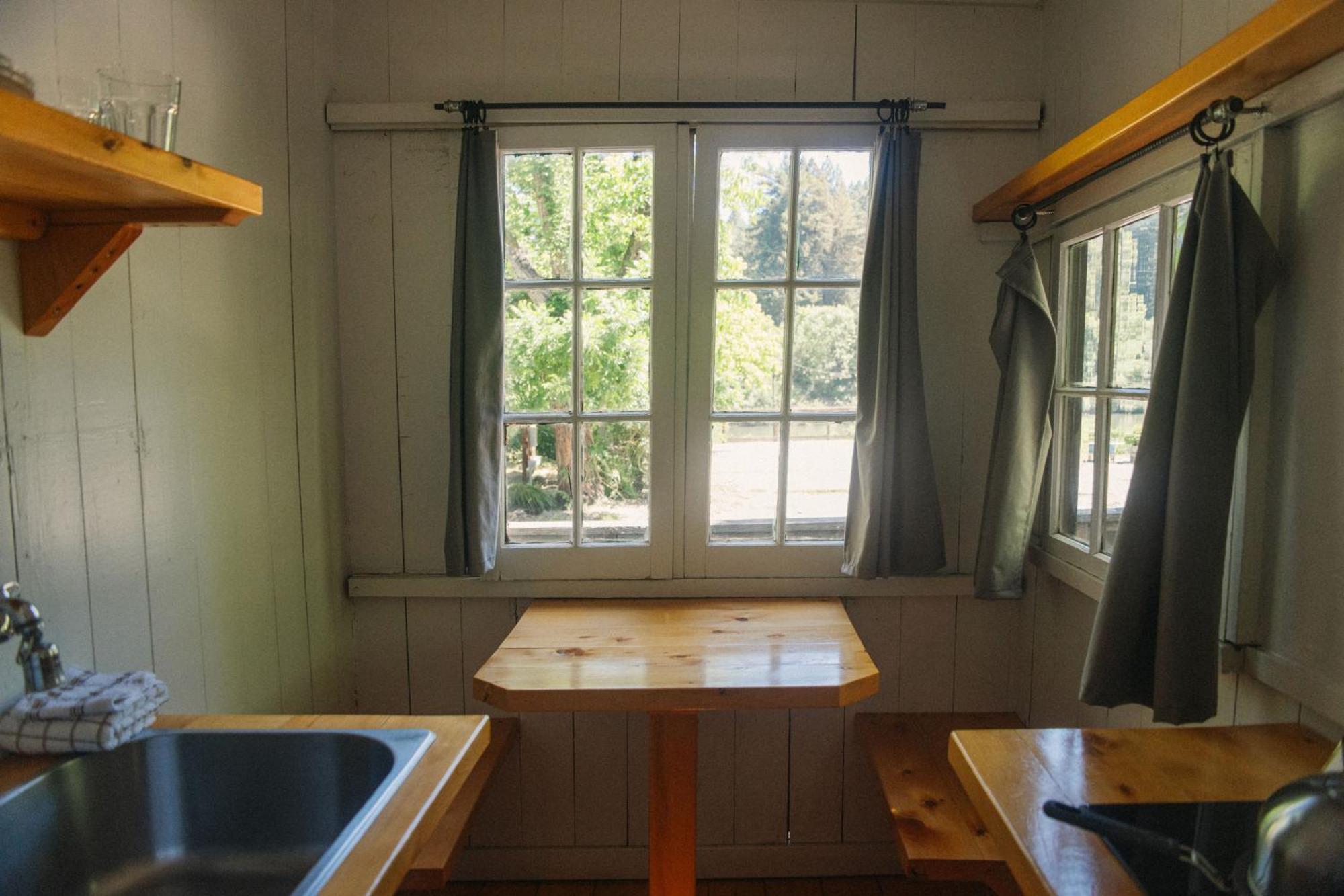 Johnson'S Beach Cabins And Campground Ґернвілл Номер фото